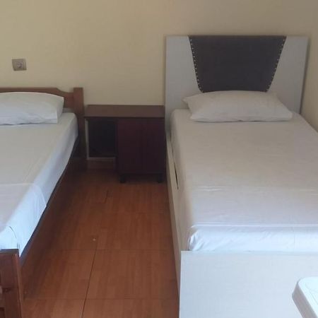 Holidays In Saranda Exterior foto